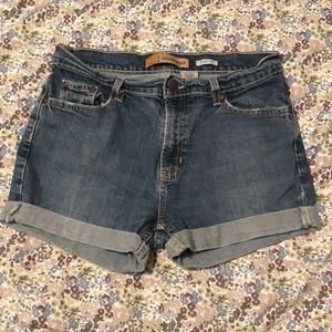 Old Navy Boot Cut Jean Shorts Size 8